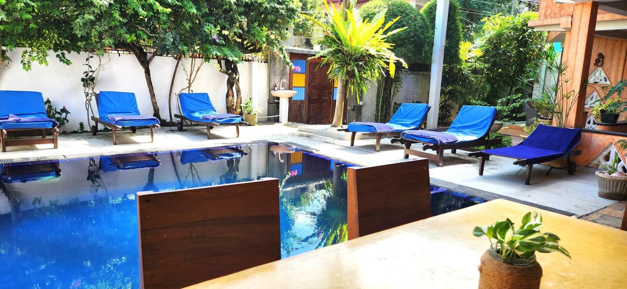 โกเมซ เพลซ Hotel เนกอมโบ ภายนอก รูปภาพ